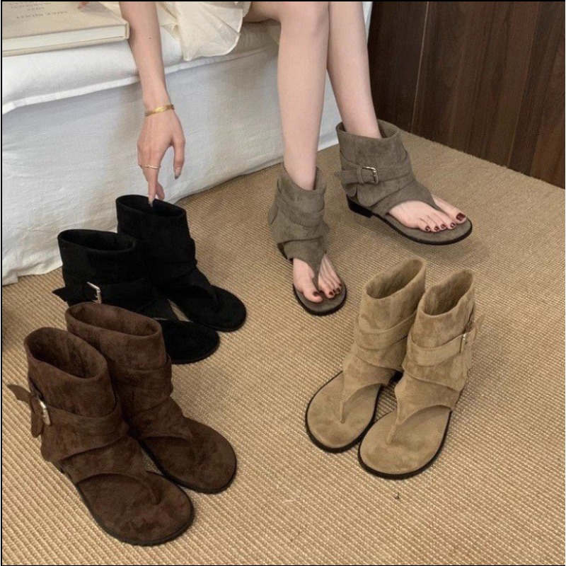 Street Fashion Rome - 2025 Lente Clip Toe Flats Sandalen