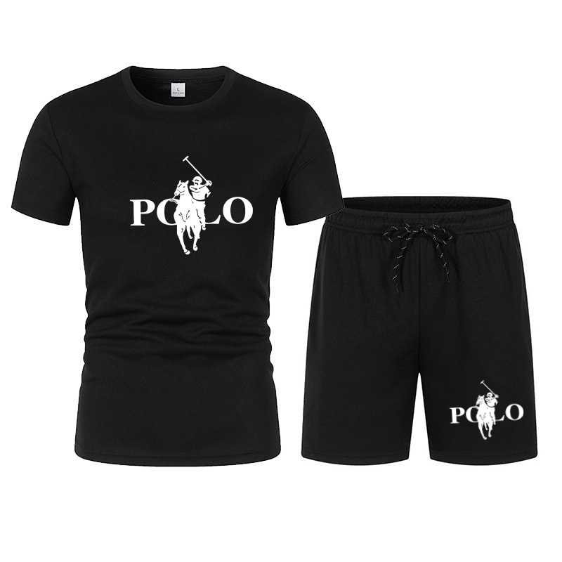 Street Fashion For 2026 - Zomermode trend 2026: Leisure sportset van