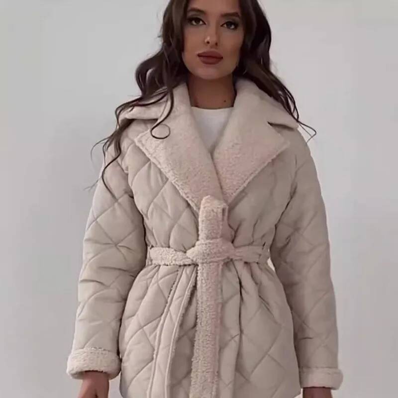 Elegante gewatteerde jas met i - Street Fashion England recensie en prijs