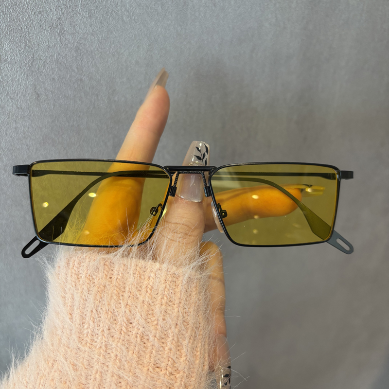 Metalen Punk Nachtkijker Klein - Fashion Street Night recensie en prijs