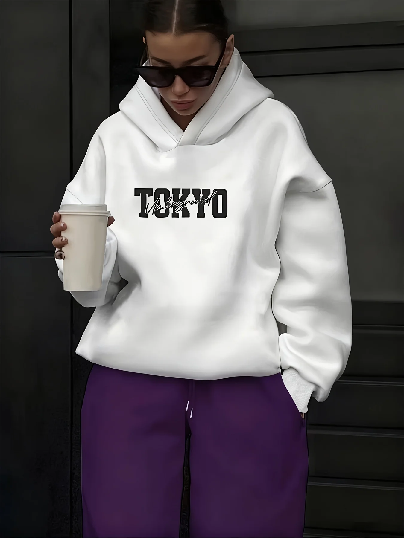 Japanse streetwear hoodie here - Street Fashion Tokyo recensie en prijs
