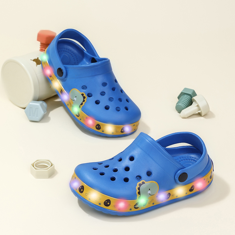 Zomer kindersandalen met LED-v - Street Fashion Boy recensie en prijs