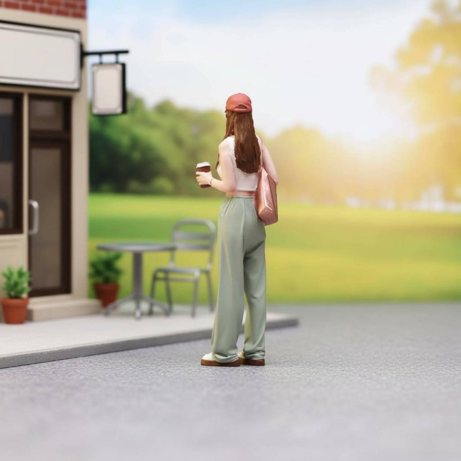 Meisjesfiguur met koffie Kleur - Street Fashion Pose recensie en prijs